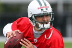 FLORHAM PARK, NJ - MAY 02:  Quarterback Mark Sanchez #6 of the New York Jets throws a pass during minicamp on May 2, 2009 at the Atlantic Health Jets Training Center in Florham Park, New Jersey.  (Photo by Jim McIsaac/Getty Images)