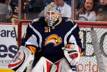 BUFFALO, NY - FEBRUARY 24: Jhonas Enroth #31 of the Buffalo Sabres warms up prior to playing the Anaheim Ducks  on February 24, 2009 at HSBC Arena in Buffalo, New York.  (Photo by Rick Stewart/Getty Images)
