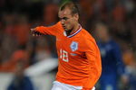 ROTTERDAM, NETHERLANDS - OCTOBER 11:  Wesley Sneijder of Netherlands in action during the FIFA 2010 World Cup Qualifying Group 9 match between Netherlands and Iceland at the De Kuip Stadium on October 11, 2008 in Rotterdam, Netherlands.  (Photo by Shaun Botterill/Getty Images)