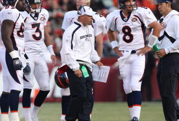 SAN FRANCISCO - AUGUST 14:  Head coach Josh McDaniels of the Denver Broncos (C) talks to quarterback Kyle Orton #8 during the preseason game against the San Francisco 49ers on August 14, 2009 at Candlestick Park in San Francisco, California. (Photo by Jed Jacobsohn/Getty Images)