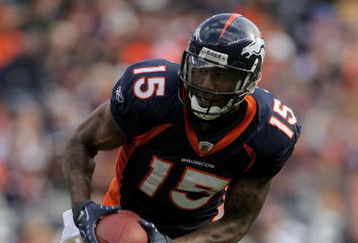 DENVER - NOVEMBER 23:  Wide receiver Brandon Marshall #15 of the Denver Broncos makes a reception against the Oakland Raiders during week 12 NFL action at Invesco Field at Mile High on November 23, 2008 in Denver, Colorado. The Raiders defeated the Broncos 31-10.  (Photo by Doug Pensinger/Getty Images)