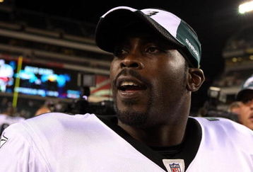 PHILADELPHIA - AUGUST 27: Michael Vick #7 of the Philadelphia Eagles looks on after the Eagles win over the Jacksonville Jaguars in the preseason game at Lincoln Financial Field on August 27, 2009 in Philadelphia, Pennsylvania. (Photo by Jim McIsaac/Getty Images) 