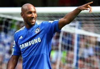 LONDON, ENGLAND - AUGUST 29:  Nicolas Anelka of Chelsea celebrates scoring the opening goal during the Barclays Premier League match between Chelsea and Burnley at Stamford Bridge on August 29, 2009 in London, England.  (Photo by Phil Cole/Getty Images)