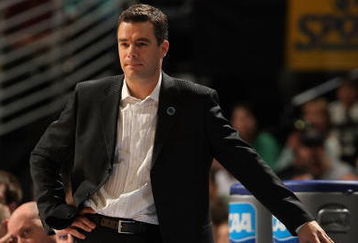 DENVER - MARCH 22:  Head coach Tony Bennett of the Washington State Cougars looks on during the second round game of the East Regional against the Notre Dame Fighting Irish as part of 2008 NCAA Men's Basketball Tournament at Pepsi Center on March 22, 2008 in Denver, Colorado.  (Photo by Doug Pensinger/Getty Images)