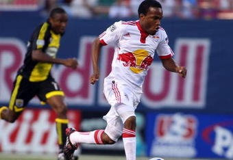 EAST RUTHERFORD, NJ - AUGUST 30:  Dane Richards #19 of the New York Red Bulls plays the ball against the Columbus Crew at Giants Stadium in the Meadowlands on August 30, 2009 in East Rutherford, New Jersey.  Red Bulls defeat the Crew 1-0.  (Photo by Mike Stobe/Getty Images for New York Red Bull)