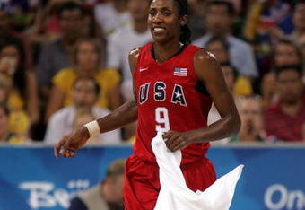 BEIJING - AUGUST 23:  Lisa Leslie #9 of the United States reacts while taking on Australia during the women's basketball gold medal game at the Beijing Olympic Basketball Gymnasium on Day 15 of the Beijing 2008 Olympic Games on August 23, 2008 in Beijing, China.  (Photo by Jeff Gross/Getty Images)