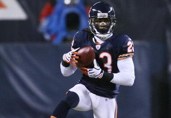 CHICAGO - DECEMBER 22: Devin Hester #23 of the Chicago Bears returns a punt against the Green Bay Packers on December 22, 2008 at Soldier Field in Chicago, Illinois. The Bears defeated the Packers 20-17. (Photo by Jonathan Daniel/Getty Images)
