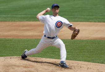 CHICAGO - JULY 26: Rich Harden #40 of the Chicago Cubs delivers the pitch during the game against the Cincinnati Reds on July 26, 2009 at Wrigley Field in Chicago, Illinois. (Photo by Jonathan Daniel/Getty Images) 