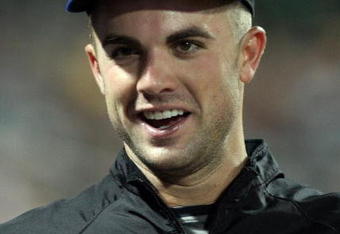 NEW YORK - AUGUST 20:  David Wright #5 of the New York Mets looks on as his team plays the Atlanta Braves on August 20, 2009 at Citi Field in the Flushing neighborhood of the Queens borough of New York City.  (Photo by Jim McIsaac/Getty Images)
