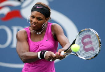 NEW YORK - AUGUST 31:  Serena Williams of the United States returns a shot against Alexa Glatch of the United States during day one of the 2009 U.S. Open at the USTA Billie Jean King National Tennis Center on August 31, 2009 in Flushing neighborhood of the Queens borough of New York City.  (Photo by Al Bello/Getty Images)