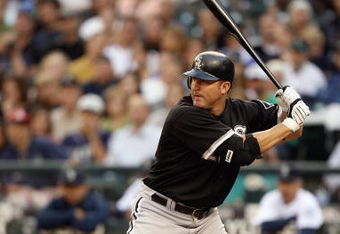 SEATTLE - AUGUST 12:  Jim Thome #25 of the Chicago White Sox bats during the game against the Seattle Mariners on August 12, 2009 at Safeco Field in Seattle, Washington. (Photo by Otto Greule Jr/Getty Images) 