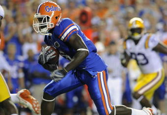 GAINESVILLE, FL - OCTOBER 11: Wide receiver Deonte Thompson #6 of the Florida Gators rushes upfield against the LSU Tigers at Ben Hill Griffin Stadium on October 11, 2008 in Gainesville, Florida.  (Photo by Al Messerschmidt/Getty Images) 