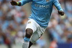 MANCHESTER, ENGLAND - AUGUST 22:  Emmanuel Adebayor of Manchester City in action during the Barclays Premier League match between Manchester City and Wolverhampton Wanderers at the City of Manchester Stadium on August 22, 2009 in Manchester, England.  (Photo by Jamie McDonald/Getty Images)