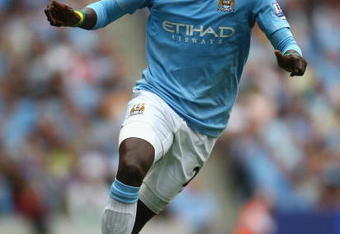 MANCHESTER, ENGLAND - AUGUST 22:  Emmanuel Adebayor of Manchester City in action during the Barclays Premier League match between Manchester City and Wolverhampton Wanderers at the City of Manchester Stadium on August 22, 2009 in Manchester, England.  (Photo by Jamie McDonald/Getty Images)