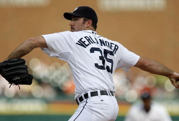 DETROIT - JULY 08:  Justin Verlander #35 of the Detroit Tigers throws a pitch during the first inning against the Cleveland Indians on July 8, 2008 at Comerica Park in Detroit, Michigan.  (Photo by Gregory Shamus/Getty Images)
