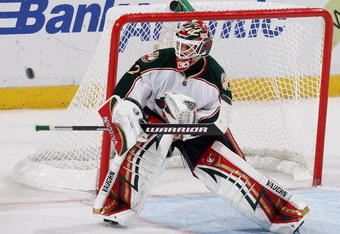 SUNRISE, FL - OCTOBER 16:  Goaltender Niklas Backstrom #32 of the Minnesota Wild redirects a shot attempt against the Florida Panthers at BankAtlantic Center on October 16, 2008 in Sunrise, Florida. The Wild defeated the Panthers 6-2.  (Photo by Doug Benc/Getty Images)