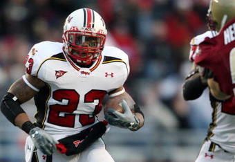 CHESTNUT HILL, MA - NOVEMBER 29:  Da'Rel Scott #23 of the Maryland Terrapins carries the ball in the first half against the Boston College Eagles on November 29, 2008 at Alumni Stadium in Chestnut Hill, Massachusetts.  (Photo by Elsa/Getty Images)