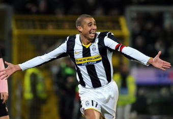 PALERMO, ITALY - FEBRUARY 21: David Trezeguet of Juventus celebrates scoring the second goal during the Serie A match between Palermo and Juventus at the Stadio Barbera  on February 21, 2009 in Palermo, Italy. (Photo by New Press/Getty Images)