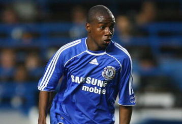 LONDON - APRIL 03:  Gael Kakuta of Chelsea in action during the FA Youth Cup final first leg match between Chelsea and Manchester City at Stamford Bridge on April 3, 2008 in London, England.  (Photo by Julian Finney/Getty Images)