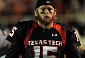 LUBBOCK, TX - NOVEMBER 08:  Quarterback Taylor Potts #15 of the Texas Tech Red Raiders during play against the Oklahoma State Cowboys at Jones AT&T Stadium on November 8, 2008 in Lubbock, Texas.  (Photo by Ronald Martinez/Getty Images)