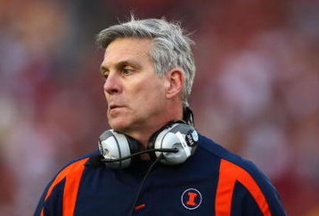 PASADENA, CA - JANUARY 01:  Head coach Ron Zook of the Illinois Fighting Illini looks on during the 'Rose Bowl presented by Citi' against the USC Trojans at the Rose Bowl on January 1, 2008 in Pasadena, California.  (Photo by Donald Miralle/Getty Images)