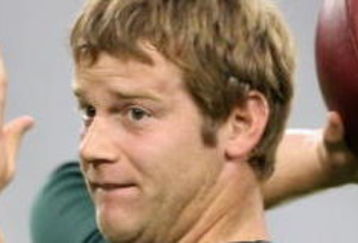 GLENDALE, AZ - AUGUST 28:  Quarterback Brian Brohm #11 of the Green Bay Packers warms up before the NFL game against the Arizona Cardinals at the University of Phoenix Stadium on August 28, 2009 in Glendale, Arizona. The Packers defeated the Cardinals 44-37.  (Photo by Christian Petersen/Getty Images)