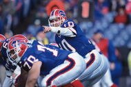9 Dec 2001:  Quarterback Alex Van Pelt #10 of the Buffalo Bills calls a play during the NFL game against the Carolina Panters at Ralph Wilson Statium in Orchard Park, New York.  The Bills defeated the Panthers 25-24.  Mandatory Credit: Rick Stewart/Getty Images