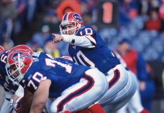 9 Dec 2001:  Quarterback Alex Van Pelt #10 of the Buffalo Bills calls a play during the NFL game against the Carolina Panters at Ralph Wilson Statium in Orchard Park, New York.  The Bills defeated the Panthers 25-24.  Mandatory Credit: Rick Stewart/Getty Images