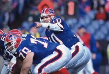 9 Dec 2001:  Quarterback Alex Van Pelt #10 of the Buffalo Bills calls a play during the NFL game against the Carolina Panters at Ralph Wilson Statium in Orchard Park, New York.  The Bills defeated the Panthers 25-24.  Mandatory Credit: Rick Stewart/Getty Images