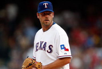ARLINGTON, TX - JULY 20:  Pitcher Kevin Millwood #33 of the Texas Rangers on July 20, 2009 at Rangers Ballpark in Arlington, Texas.  (Photo by Ronald Martinez/Getty Images)