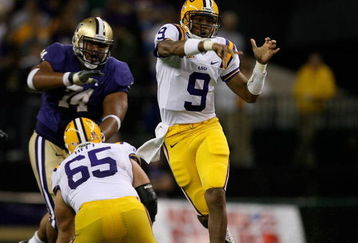 SEATTLE - SEPTEMBER 05:  Quarterback Jordan Jefferson #9 of the LSU Tigers passes against the Washington Huskies on September 5, 2009 at Husky Stadium in Seattle, Washington. (Photo by Otto Greule Jr/Getty Images)