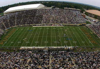 WEST LAFAYETTE, IN - SEPTEMBER 20:  A general view of play between the Central Michigan Chippewas and the Purdue Boilermakers at Ross-Ade Stadium on September 20, 2008 in West Lafayette, Indiana.  (Photo by Ronald Martinez/Getty Images)