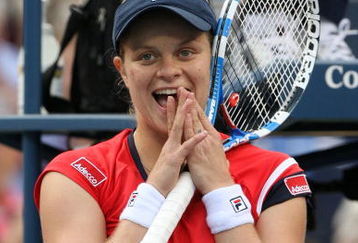 NEW YORK - SEPTEMBER 06:  Kim Clijsters of Belgium reacts after defeating Venus Williams of the United States during day seven of the 2009 U.S. Open at the USTA Billie Jean King National Tennis Center on September 6, 2009 in the Flushing neighborhood of the Queens borough of New York City.  (Photo by Jim McIsaac/Getty Images)