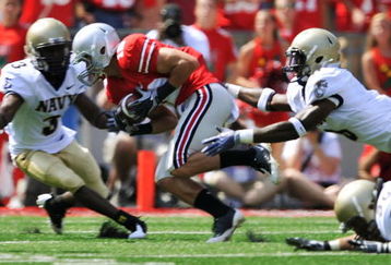 COLUMBUS, OH - SEPTEMBER 05:  Dane Sanzenbacher #12 of the Ohio State Buckeyes hauls in a pass for a touchdown in the first quarter against the Navy Midshipmen at Ohio Stadium on September 5, 2009 in Columbus, Ohio.  (Photo by Jamie Sabau/Getty Images)