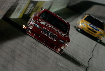 HAMPTON, GA - SEPTEMBER 06:  Kasey Kahne, driver of the #9 Budweiser Dodge, races during the NASCAR Sprint Cup Series Pep Boys Auto 500 at Atlanta Motor Speedway on September 6, 2009 in Hampton, Georgia.  (Photo by Todd Warshaw/Getty Images)