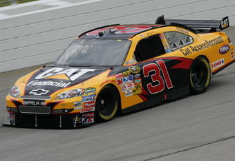 HAMPTON, GA - SEPTEMBER 05:  Jeff Burton, driver of the #31 Caterpillar Chevrolet, practices for the NASCAR Sprint Cup Series Pep Boys Auto 500 at Atlanta Motor Speedway on September 5, 2009 in Hampton, Georgia.  (Photo by Todd Warshaw/Getty Images)