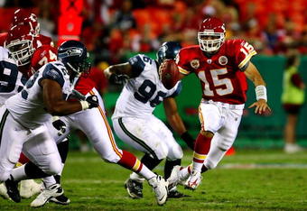 KANSAS CITY, MO - AUGUST 29: Quarterback Matt Gutierrez #15 of the Kansas City Chiefs runs with the ball against the Seattle Seahawks during their preseason game at Arrowhead Stadium on August 29, 2009 in Kansas City, Missouri. (Photo by Dilip Vishwanat/Getty Images)