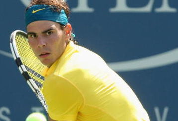 NEW YORK - SEPTEMBER 06:  Rafael Nadal of Spain lines up a shot against Nicolas Almagro of Spain during day seven of the 2009 U.S. Open at the USTA Billie Jean King National Tennis Center on September 6, 2009 in the Flushing neighborhood of the Queens borough of New York City.  (Photo by Jim McIsaac/Getty Images)