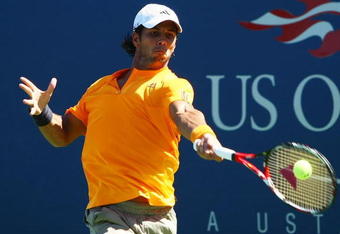 NEW YORK - SEPTEMBER 03:  Fernando Verdasco of Spain returns a shot against Florent Serra of France during day four of the 2009 U.S. Open at the USTA Billie Jean King National Tennis Center on September 3, 2009 in Flushing neighborhood of the Queens borough of New York City.  (Photo by Chris McGrath/Getty Images)