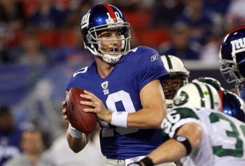 EAST RUTHERFORD, NJ - AUGUST 29:  Eli Manning #10 of the New York Giants looks to throw a pass against the New York Jets on August 29, 2009 at Giants Stadium in East Rutherford, New Jersey.  (Photo by Jim McIsaac/Getty Images)