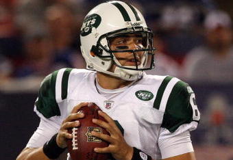 EAST RUTHERFORD, NJ - AUGUST 29:  Mark Sanchez #6 of the New York Jets throws a pass against the New York Giants on August 29, 2009 at Giants Stadium in East Rutherford, New Jersey.  (Photo by Jim McIsaac/Getty Images)