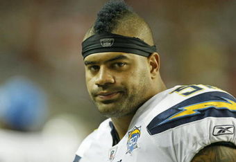 ATLANTA - AUGUST 29:  Linebacker Shawn Merriman #56 of the San Diego Chargers sports a blue mohawk during the game against the Atlanta Falcons at the Georgia Dome on August 29, 2009 in Atlanta, Georgia.  The Falcons beat the Chargers 27-24.  (Photo by Mike Zarrilli/Getty Images)