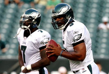 PHILADELPHIA, PA - AUGUST 27:  Donovan McNabb #5 and  Michael Vick #7 of the Philadelphia Eagles warm up before the preseason game against the Jacksonville Jaguars at Lincoln Financial Field on August 27, 2009 in Philadelphia, Pennsylvania.  (Photo by Jim McIsaac/Getty Images)