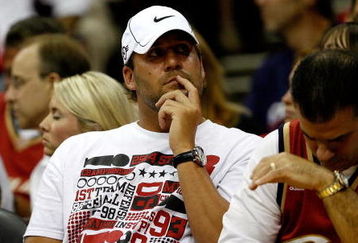CLEVELAND - MAY 28:  Ben Roethlisberger of the Pittsburgh Steelers attends Game Five of the Eastern Conference Finals between the Cleveland Cavaliers and the Orlando Magic during the 2009 Playoffs at Quicken Loans Arena on May 28, 2009 in Cleveland, Ohio. NOTE TO USER: User expressly acknowledges and agrees that, by downloading and or using this photograph, User is consenting to the terms and conditions of the Getty Images License Agreement  (Photo by Gregory Shamus/Getty Images)