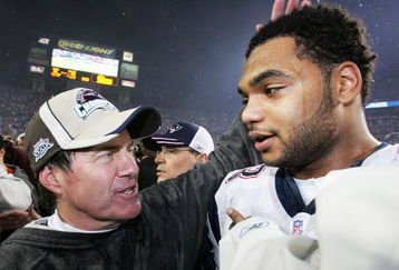 JACKSONVILLE, FL - FEBRUARY 6:  Head coach Bill Belichick of the New England Patriots and defensive lineman Richard Seymour #93 celebrate victory over the Philadelphia Eagles in Super Bowl XXXIX at Alltel Stadium on February 6, 2005 in Jacksonville, Florida.  The Patriots defeated the Eagles 24-21. (Photo by Andy Lyons/Getty Images)