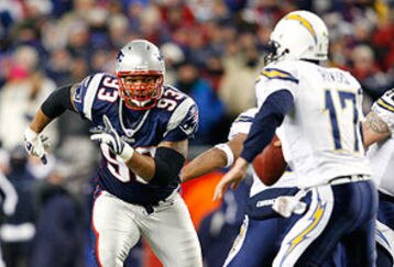 Nfl_g_seymour_300_feature