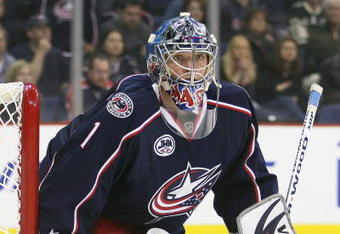 COLUMBUS, OHIO - APRIL 23:  Steve Mason #1 of the Columbus Blue Jackets keeps his eye on the play against the Detroit Red Wings during Game Four of the Western Conference Quarterfinals of the 2009 Stanley Cup Playoffs on April 23, 2009 at the Nationwide Arena in Columbus, Ohio. The Red Wings defeated the Blue Jackets 6-5 on a late goal by Johan Franzen to eliminate the Blue Jackets 4 games to 0. (Photo by Claus Andersen/Getty Images