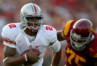 LOS ANGELES, CA - SEPTEMBER 13:  Terrelle Pryor #2 of the Ohio State Buckeyes runs the ball against the USC Trojans during the college football game at the Los Angeles Memorial Coliseum on September 13, 2008 in Los Angeles, California.  (Photo by Stephen Dunn/Getty Images)