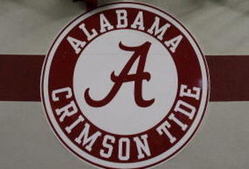 TUSCALOOSA, AL - NOVEMBER 29:  Alabama fans cheer after the Alabama Crimson Tide defeat the Auburn Tigers at Bryant-Denny Stadium on November 29, 2008 in Tuscaloosa, Alabama. Alabama defeated Auburn 36-0.  (Photo by Doug Benc/Getty Images)