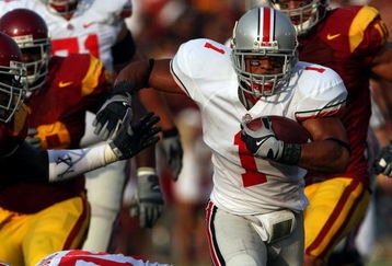 LOS ANGELES, CA - SEPTEMBER 13:  Dan Herron #1 of the Ohio State Buckeyes runs the ball against the USC Trojans during the college football game at the Los Angeles Memorial Coliseum on September 13, 2008 in Los Angeles, California.  (Photo by Stephen Dunn/Getty Images)